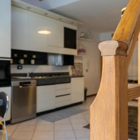 Apartamento Ol Vege Casa In Centro Storico Scanzorosciate Exterior foto